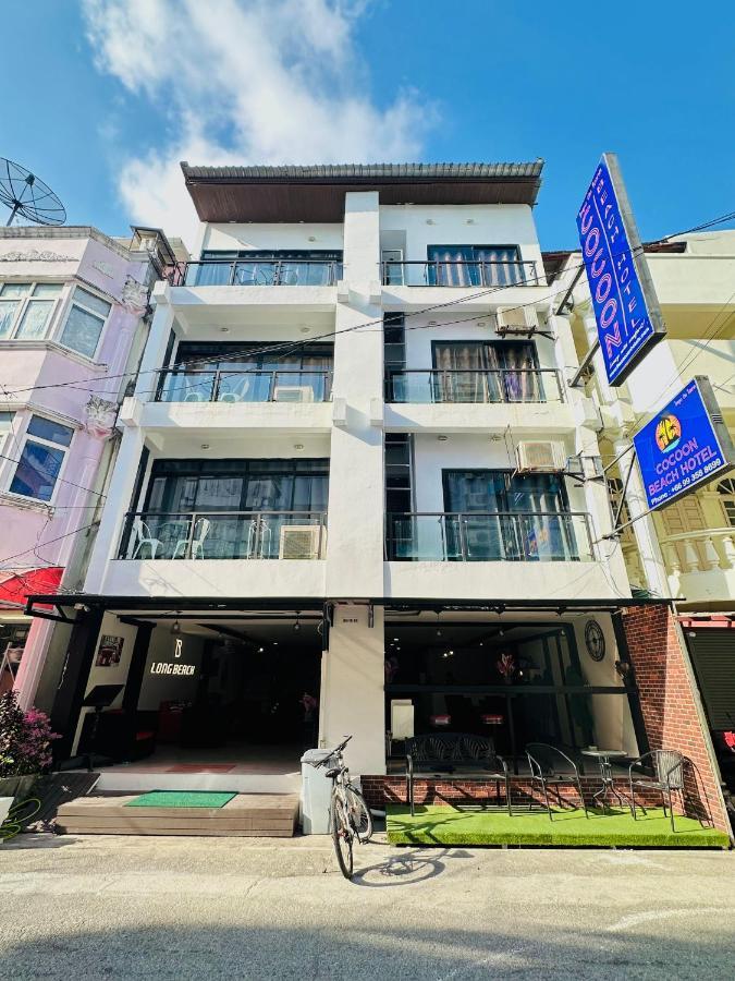 Beachwalk Hotel Patong Luaran gambar